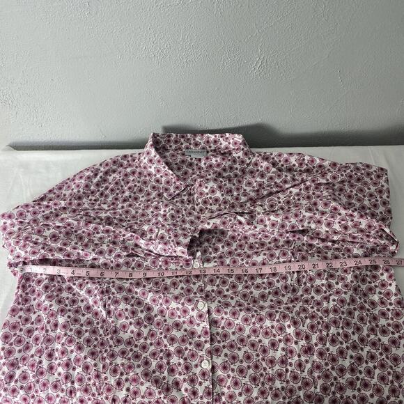 Catherines AOP Old Fashioned High Wheel Red Bicycle Women's Full Button Top 2X - Picture 4 of 7